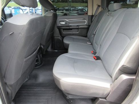 Used 2019 RAM 2500 Big Horn AWD/4WD image 16