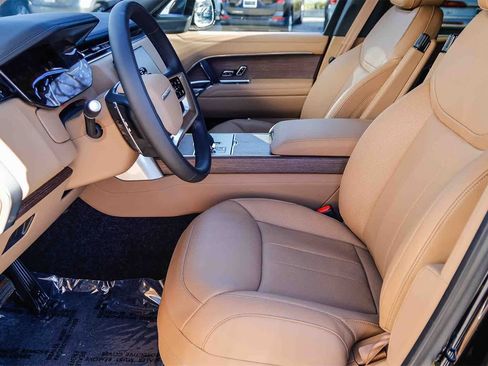 New 2026 Land Rover Range Rover SE image 19