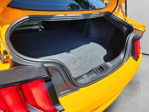 Used 2019 Ford Mustang GT Premium w/ GT Performance Package RWD image 19