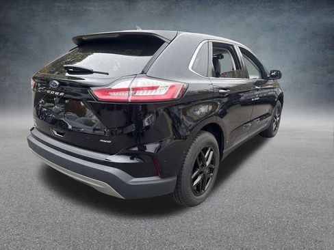 Used 2023 Ford Edge SEL image 8