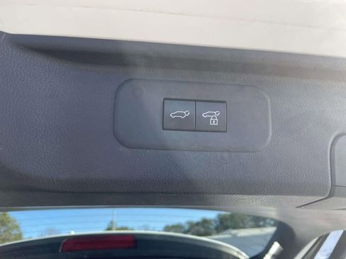 Used 2024 Toyota Grand Highlander XLE image 50