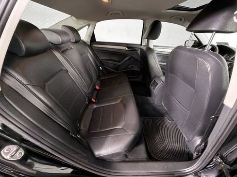 Used 2014 Volkswagen Passat TDI SE FWD image 27