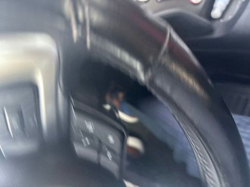 Used 2018 Ford Mustang Premium RWD image 7