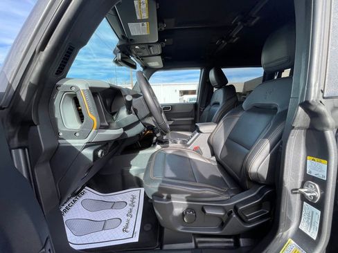 Used 2023 Ford Bronco Badlands w/ Sasquatch Package image 20