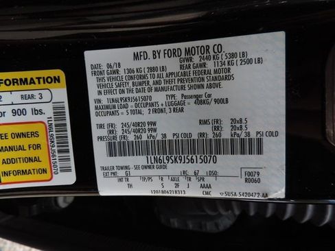 Used 2018 Lincoln Continental Select image 14