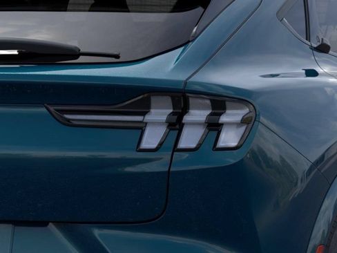 New 2026 Ford Mustang Mach-E Premium RWD image 21