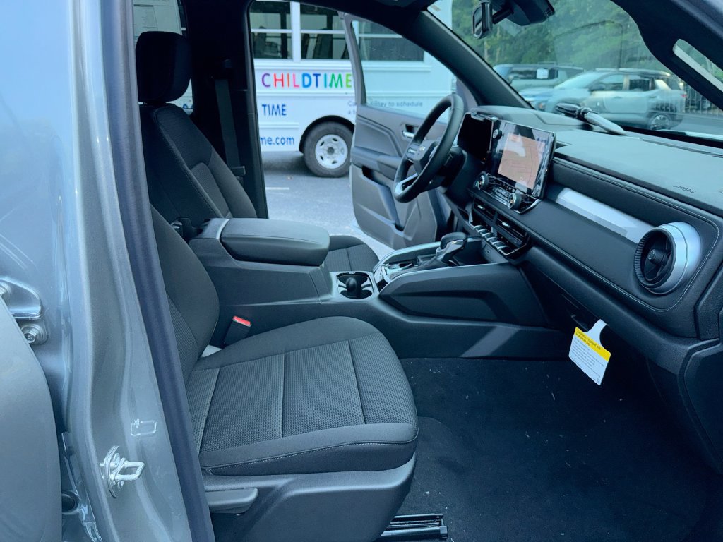 New 2026 Chevrolet Colorado LT RWD image 32