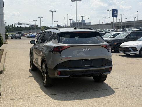 Used 2023 Kia Sportage X-Line w/ X-Line Premium Package AWD/4WD image 7