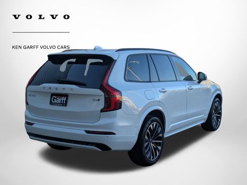 New 2026 Volvo XC90 B6 Ultra w/ Protection Package AWD/4WD image 3