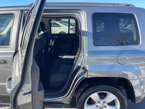 Used 2011 Jeep Patriot Latitude image 25