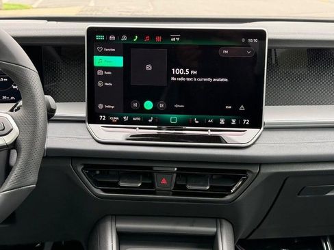 New 2026 Volkswagen Tiguan SE R-Line AWD/4WD image 7