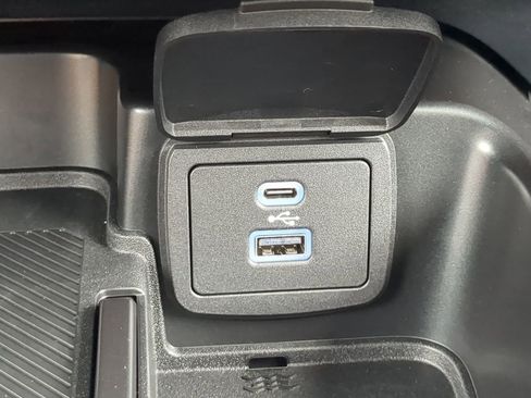 New 2025 Ford Bronco 4-Door image 19