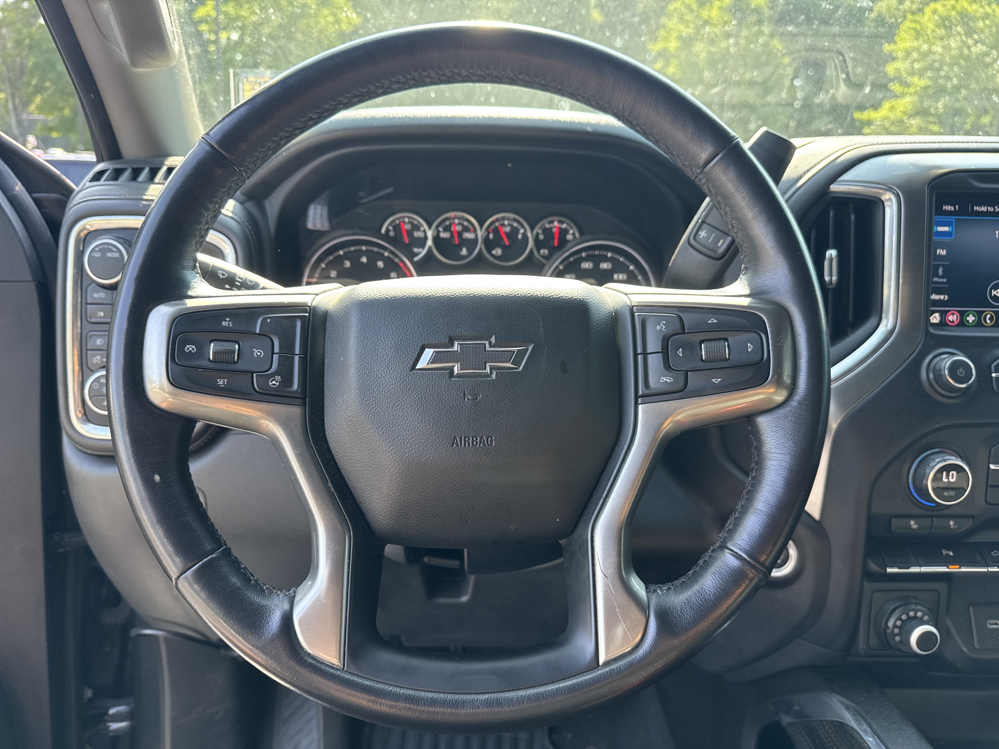 Used 2022 Chevrolet Silverado 1500 RST w/ Safety Package AWD/4WD image 11