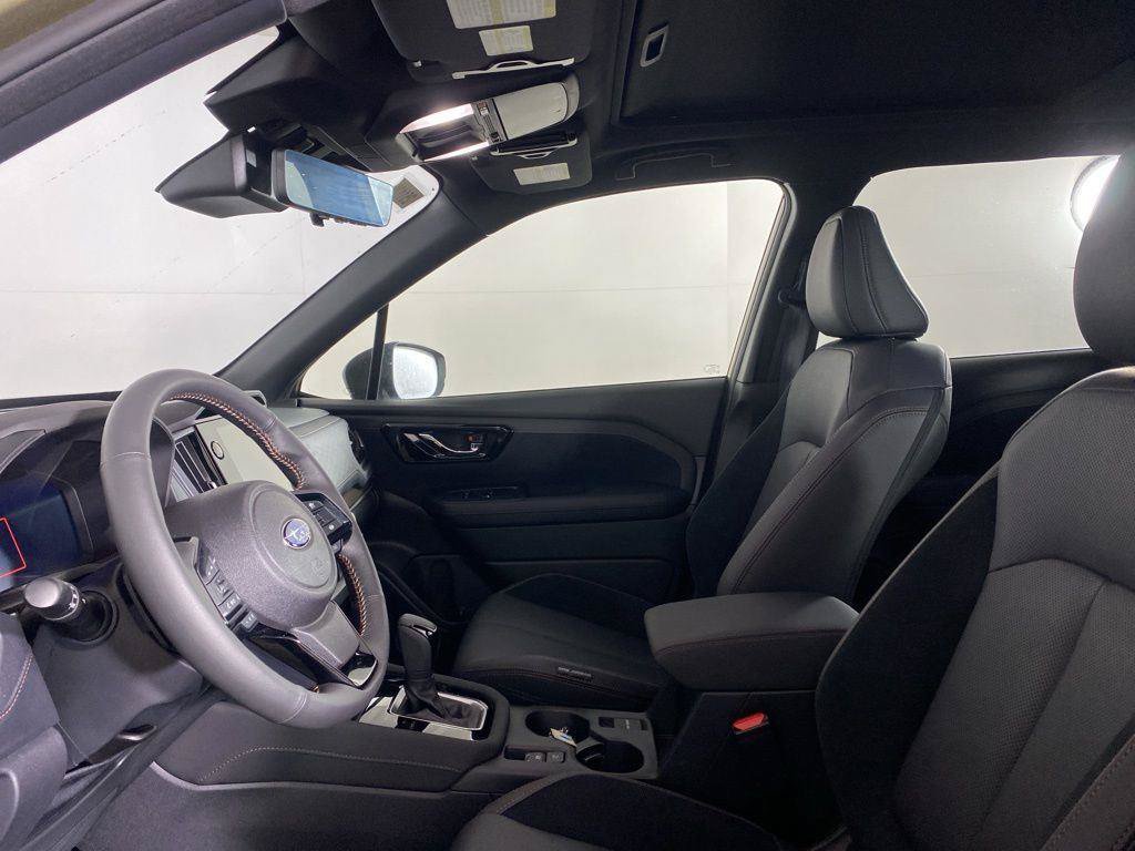 Used 2025 Subaru Forester Touring AWD/4WD image 15