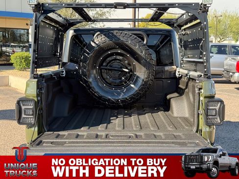 Used 2022 Jeep Gladiator Rubicon w/ Cold Weather Group image 6