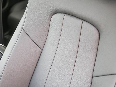 New 2026 Mercedes-Benz GLB 250 4MATIC image 23