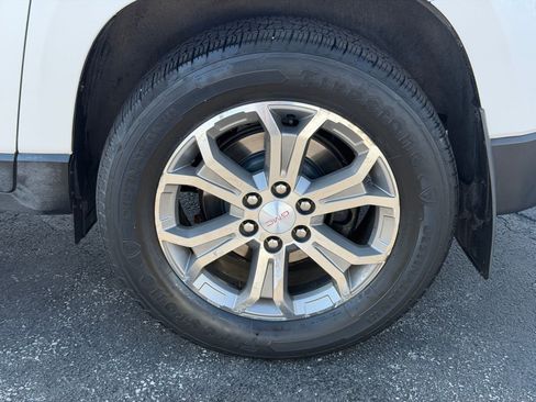 Used 2016 GMC Acadia SLT w/ Open Road Package FWD image 36