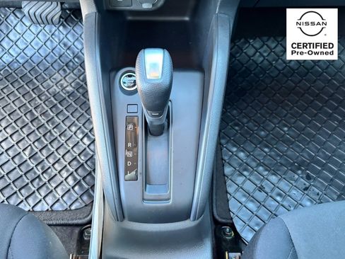Certified 2025 Nissan Kicks Play S image 28