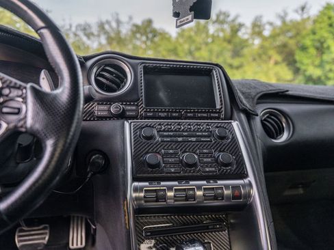 Used 2010 Nissan GT-R Premium AWD/4WD image 47