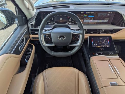 Certified 2025 INFINITI QX80 Luxe w/ Exterior Package image 16