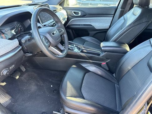 Used 2024 Jeep Compass Latitude AWD/4WD image 21