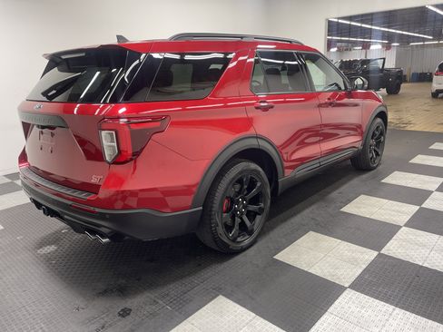 Used 2023 Ford Explorer ST w/ Equipment Group 401A image 5