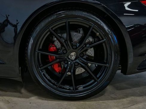 Used 2017 Porsche 911 Carrera image 8