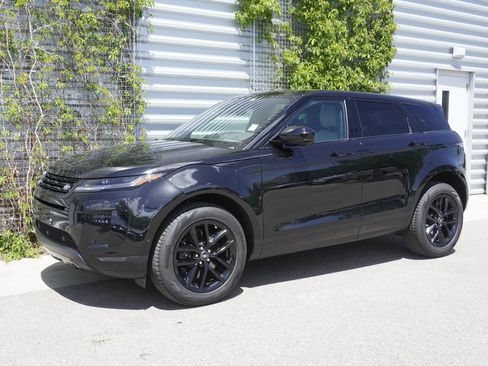 Used 2026 Land Rover Range Rover Evoque S AWD/4WD image 3