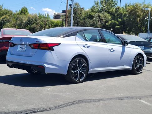New 2026 Nissan Altima 2.5 SR FWD image 2