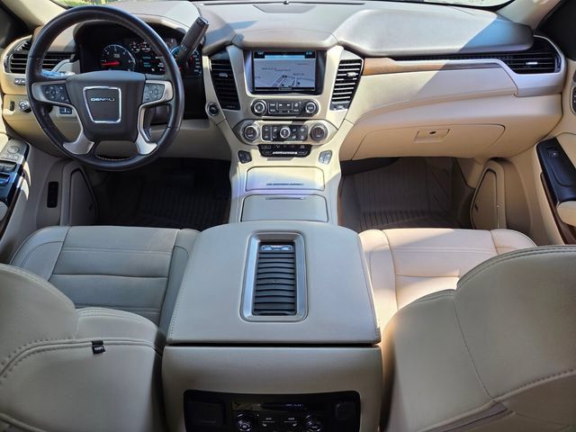 Used 2019 GMC Yukon Denali w/ Denali Ultimate Package AWD/4WD image 15