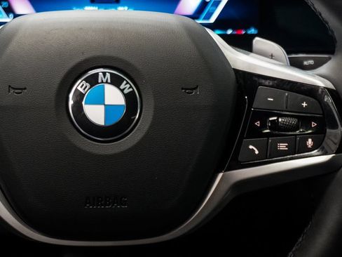 Used 2025 BMW 330i Sedan RWD image 16