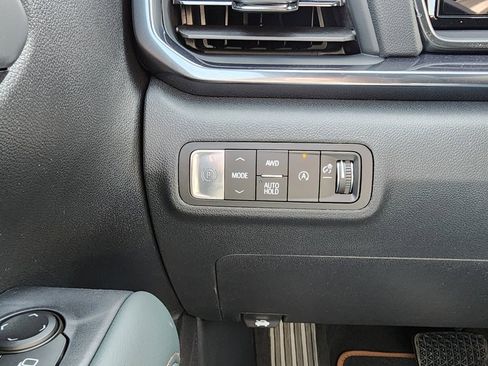 New 2026 GMC Terrain AT4 w/ Convenience Package III image 18