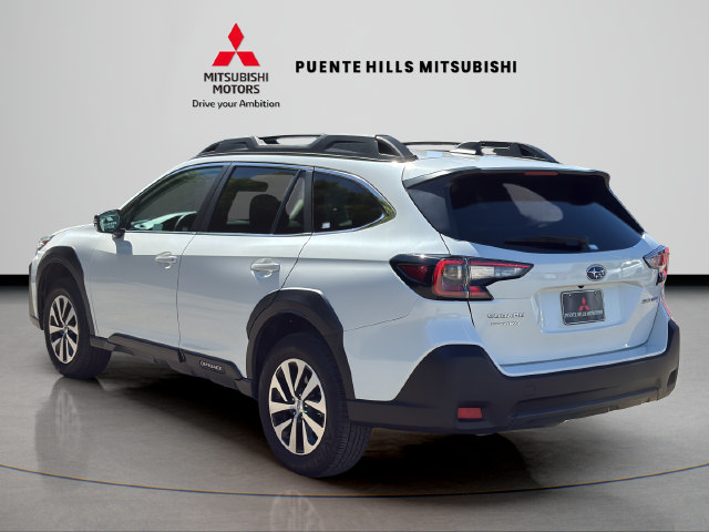 Used 2024 Subaru Outback Premium AWD/4WD image 7