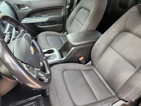 Used 2022 Chevrolet Colorado LT w/ Fleet Safety Package image 22