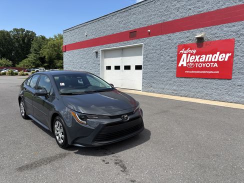 Certified 2026 Toyota Corolla LE FWD image 1