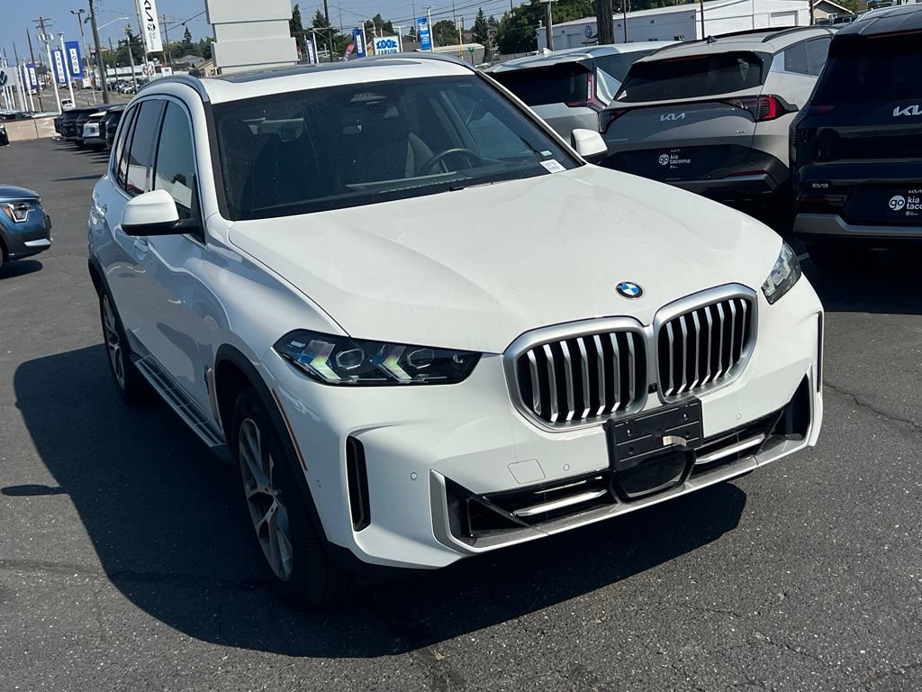 Used 2026 BMW X5 xDrive40i AWD/4WD image 5