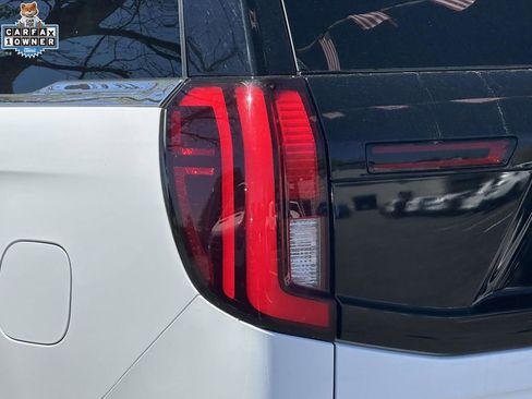 Used 2025 Ford Expedition Platinum AWD/4WD image 9