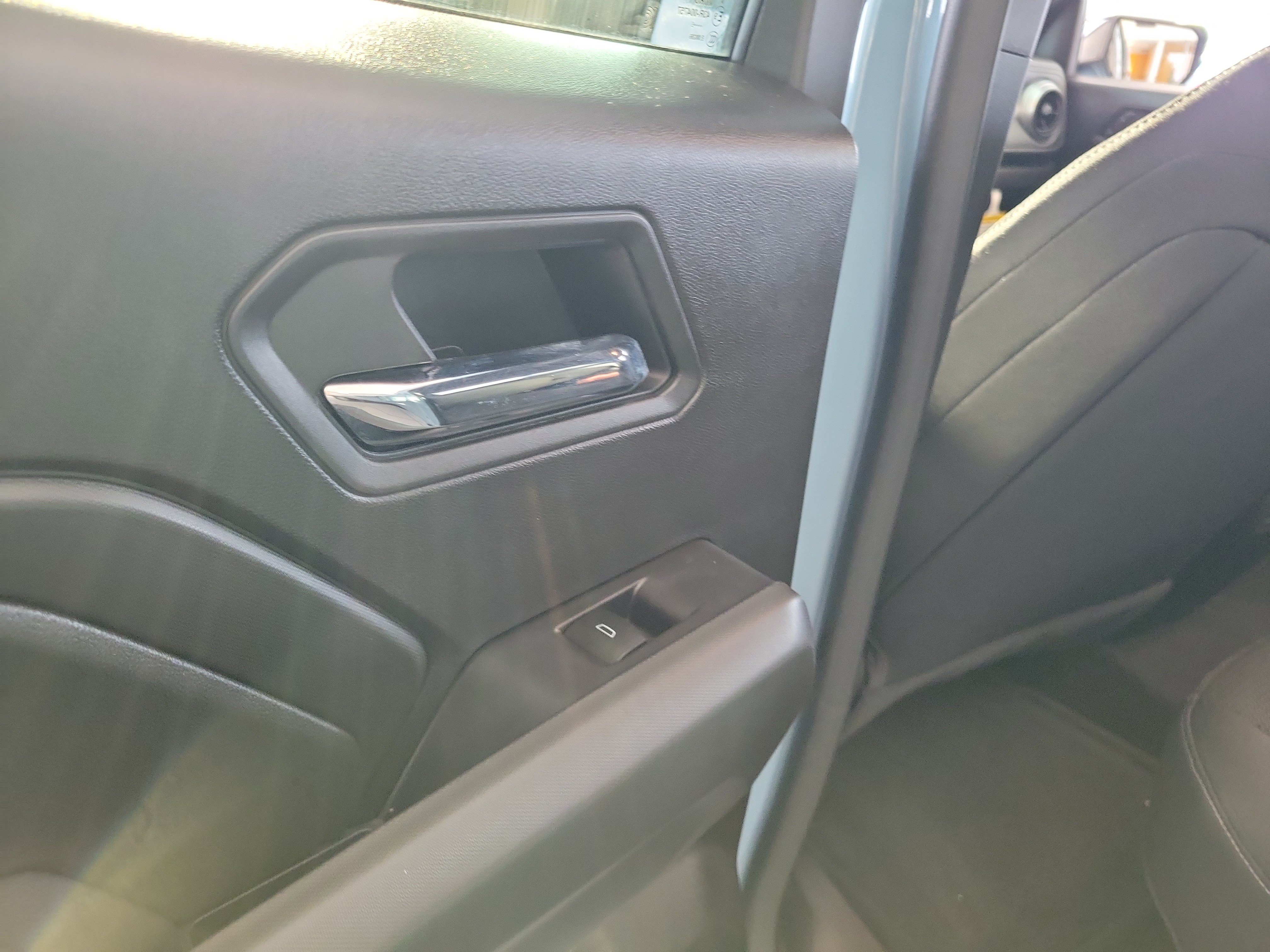 Used 2026 Chevrolet Colorado LT RWD image 14