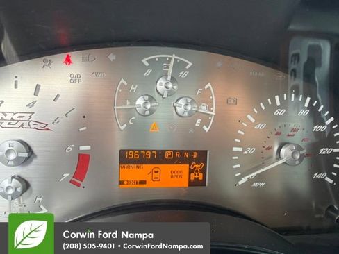 Used 2008 Nissan Titan LE AWD/4WD image 11