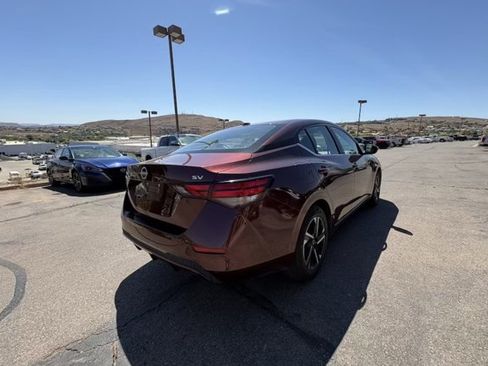 Used 2024 Nissan Sentra SV image 5