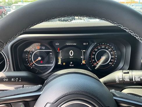New 2026 Jeep Wrangler Unlimited Rubicon AWD/4WD image 16