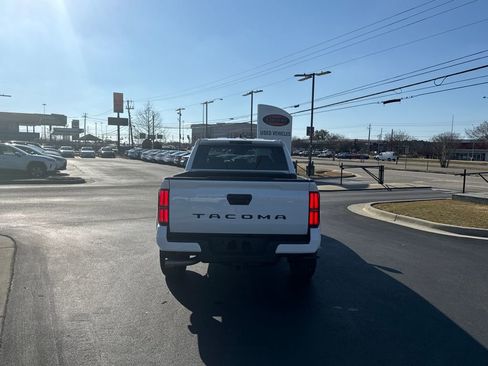 New 2025 Toyota Tacoma TRD Sport image 4