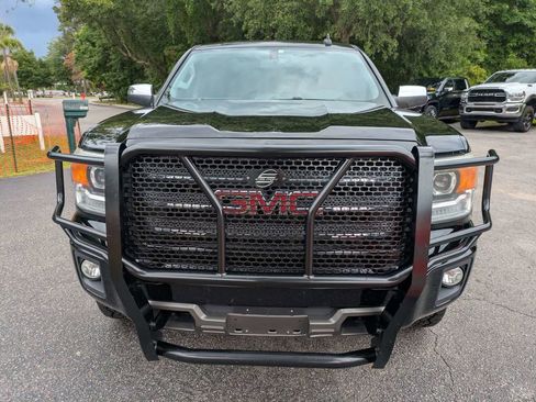 Used 2015 GMC Sierra 1500 SLT w/ All-Terrain Package AWD/4WD image 9