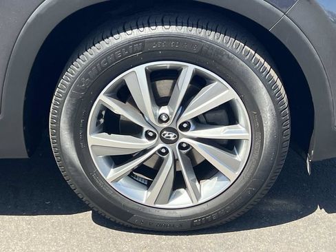 Used 2020 Hyundai Santa Fe Limited AWD/4WD image 32