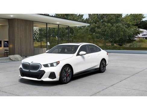 New 2027 BMW 530i w/ M Sport Package RWD image 1