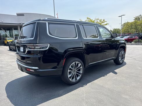 New 2024 Jeep Grand Wagoneer Series III w/ Flexible Seating Group image 9