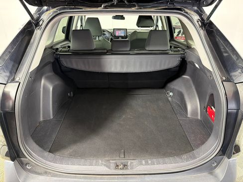 Used 2022 Toyota RAV4 XLE FWD image 18