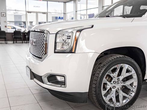 Used 2015 GMC Yukon Denali w/ Premium Package image 5