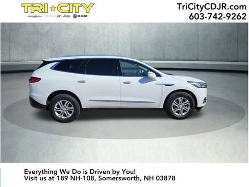 Used 2018 Buick Enclave Essence image 6