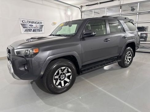 Used 2023 Toyota 4Runner TRD Off-Road Premium image 5